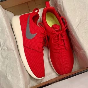 Custom Nike ID Roshe One Shoes-NEVER BEEN WORN